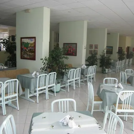 Miramare Bay Hotel