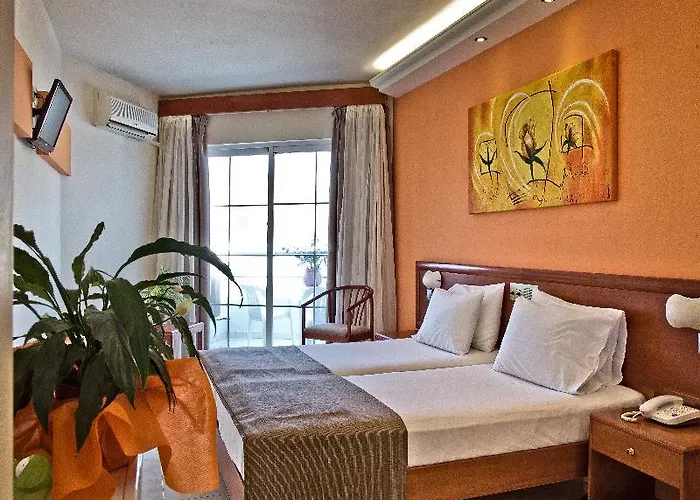 Miramare Bay Hotel