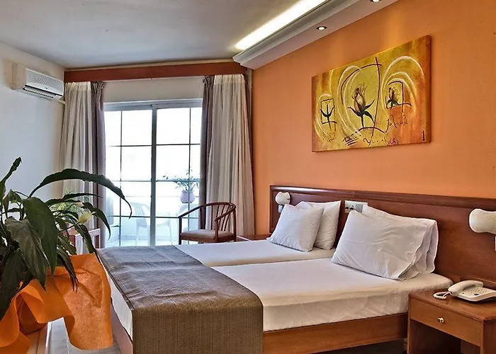 Miramare Bay Hotel