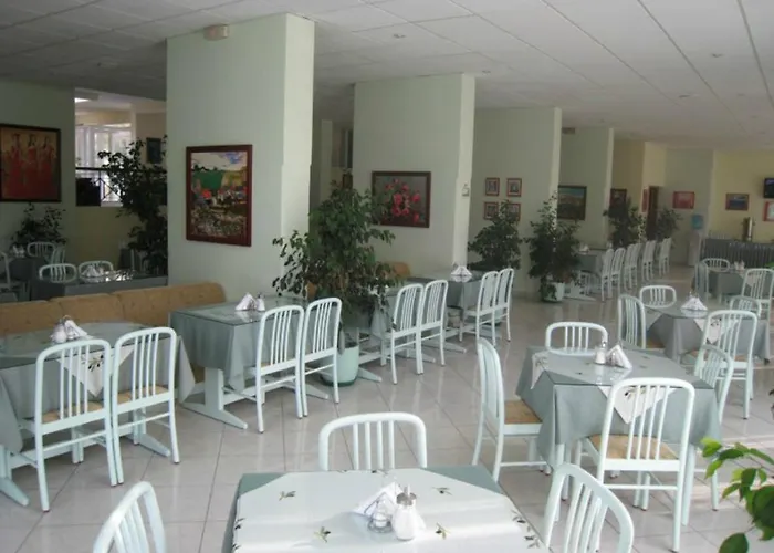 Miramare Bay Hotel