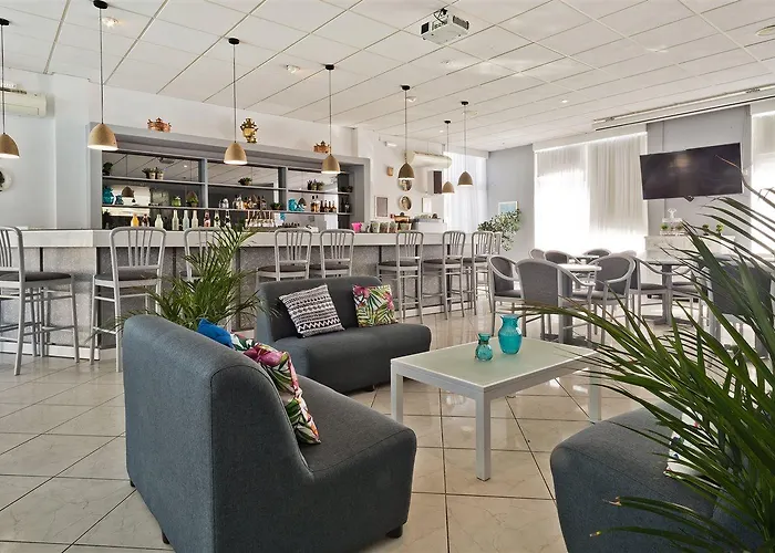 Miramare Bay Hotel 3*