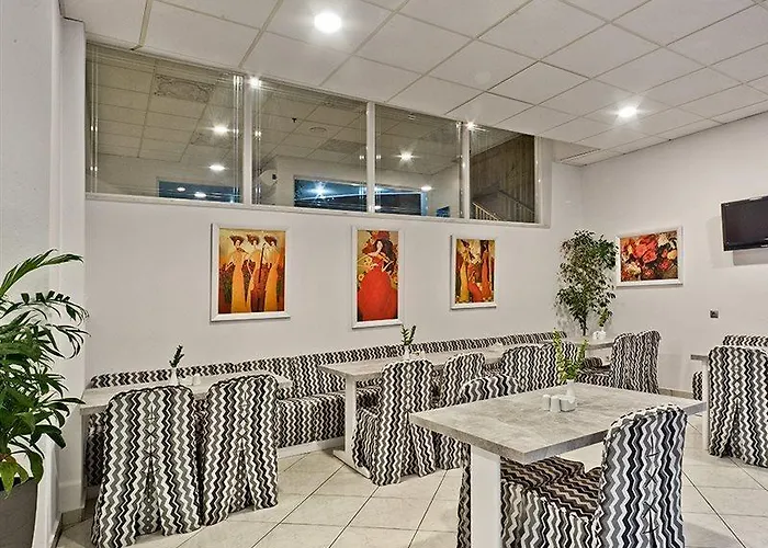 Miramare Bay Hotel 3*