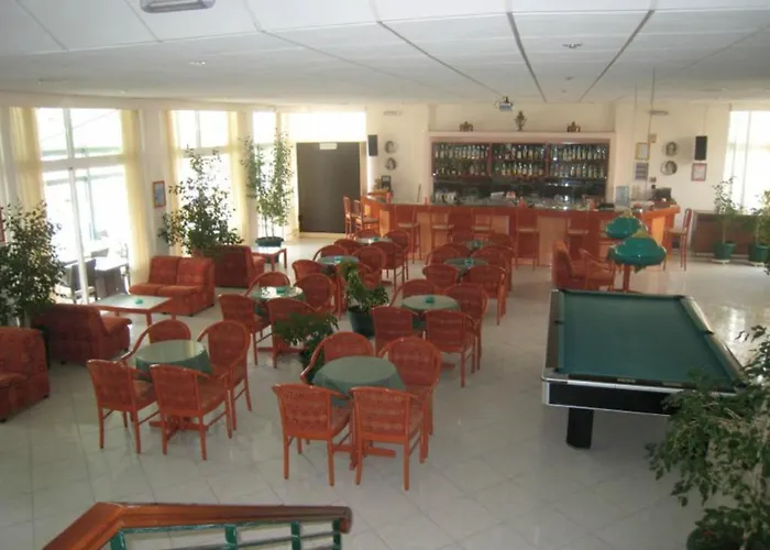 Miramare Bay Hotel 3*