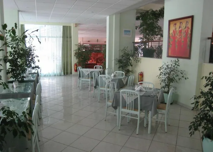 Hotel Miramare Bay 3*